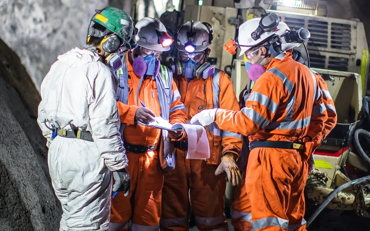 mineria-trabajadores-operarios